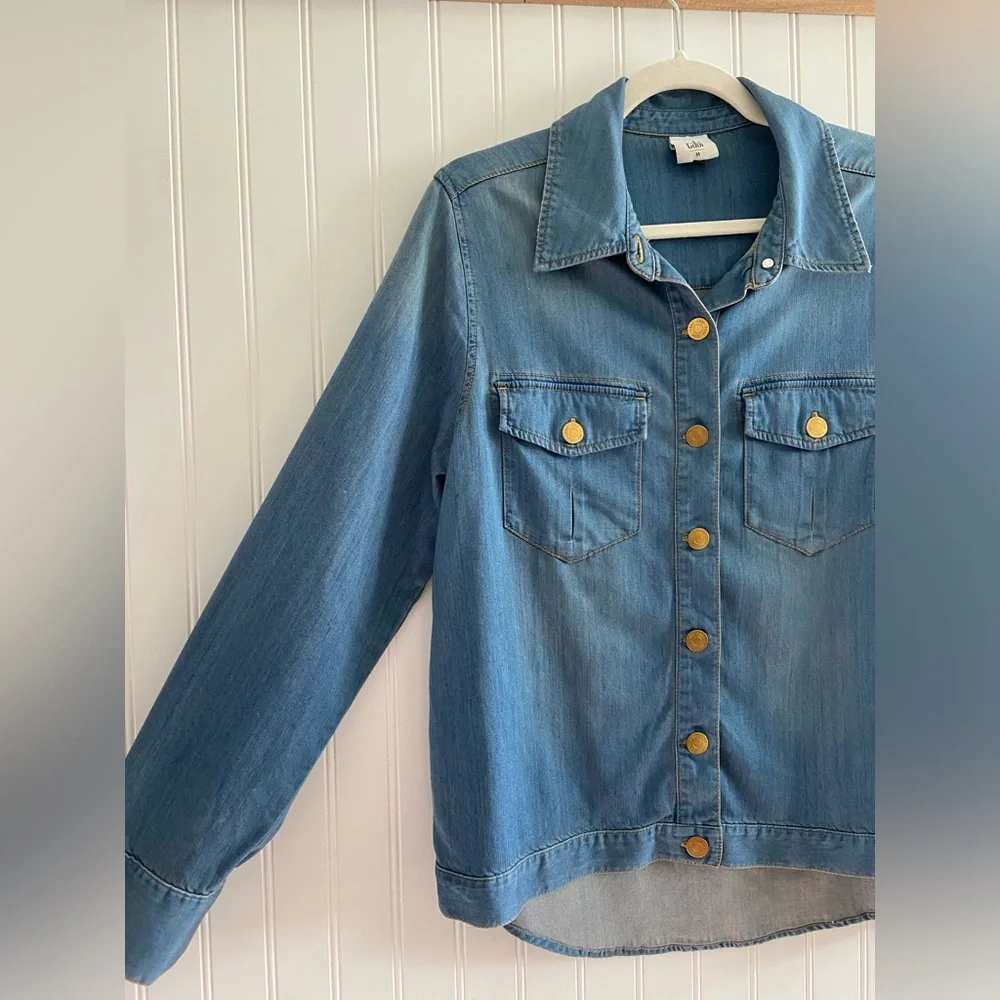 Cabi Long Sleeve Button Up Chambray Soft Denim Western Shirt Medium - Picture 2 of 11
